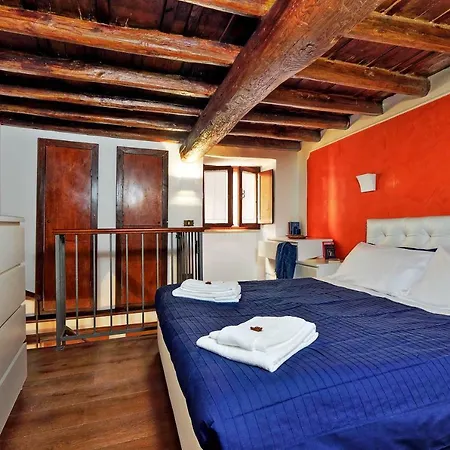 Pantheon Navona Apartment