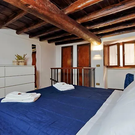 Apartment Pantheon Navona