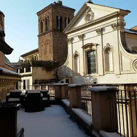 Pantheon Navona * Rome